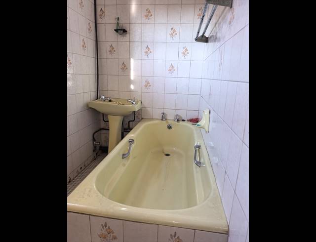 4 BEDROOM HOUSE TO LET IN UMLAZI V